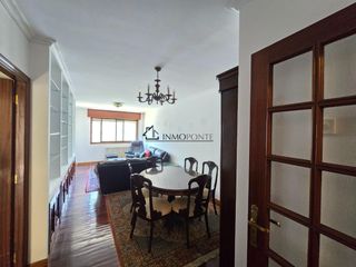 Appartamento in Zona de Plaza de Barcelos. Se vende piso de 3 dormitorios, ideal para familias que buscan a