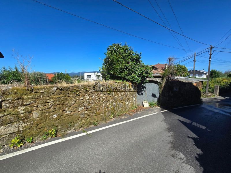 Foto 253e6218-e359-4b04-9549-2ffd81821ccb. Casa a Pontecesures