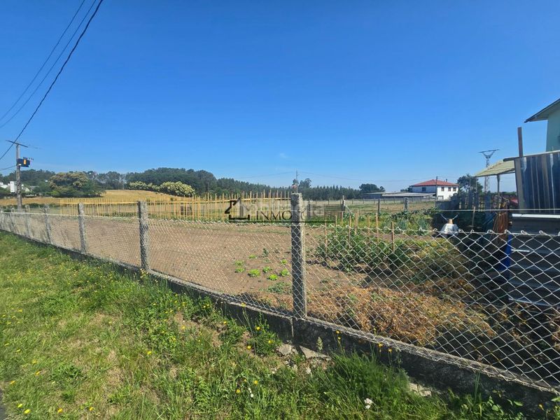 Foto bded5c1a-cb8f-4739-a05a-082c1d307460. Casa amb calefacció aparcament a Estrada (A)