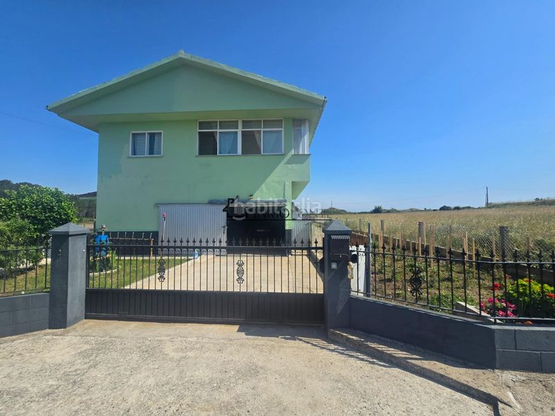 Foto ede59e59-9e93-43ed-9151-0b3d5d0423c0. Casa amb calefacció aparcament a Estrada (A)