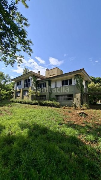 Foto a3e6857b-e52d-4b25-817c-8e29a6e31702. Casa amb calefacció aparcament a Forcarei