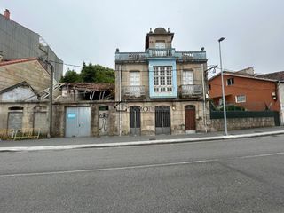 Casa a Parroquias Rurales. Se vende propiedad con gran potencial de desarrollo en la avenid