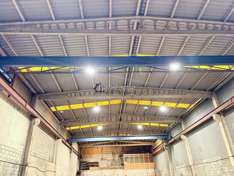 Foto 5d73b98a-2499-437d-bc6c-52098933c6ef. Alquiler nave industrial se alquila nave industrial en lugar calvelo, tenorio con las siguientes características superficie útil 600m amplio portalón de en Forcarei