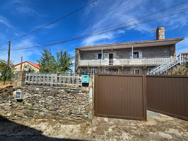 Foto 4f6da44c-da6d-4253-a5a0-93c820c8d835. Casa amb calefacció aparcament a Forcarei