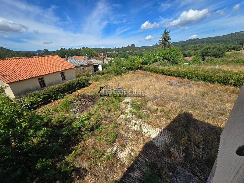 Foto b334c87c-0b91-4a2e-b975-91794863bbfe. Casa amb calefacció aparcament a Forcarei