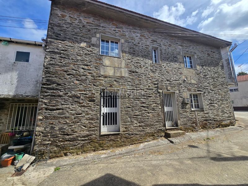 Foto 872510db-e489-42c4-8a26-6684c7704f9d. Casa a Forcarei