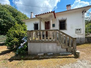 Maison à Forcarei. Se vende casa en lugar de alfonsín forcarei descubre esta magníf