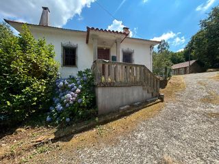 Casa a Forcarei. Se vende casa en lugar de alfonsín forcarei descubre esta magníf
