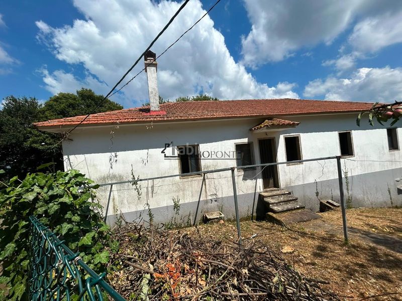 Foto 7cd2bcef-8606-4179-806e-830a2fe3698e. Casa amb calefacció aparcament a Forcarei