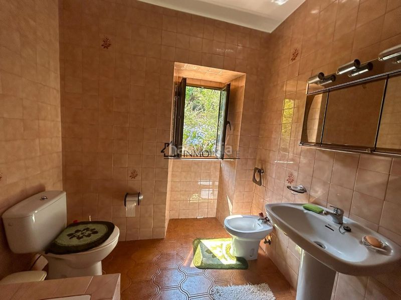 Foto fb386790-62bd-42c4-9489-80cf973a97f9. Casa amb calefacció aparcament a Forcarei