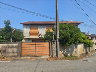 Casa a Parroquias Rurales. Se vende casa en lugar de sabarís, campañó, pontevedra.  viviend