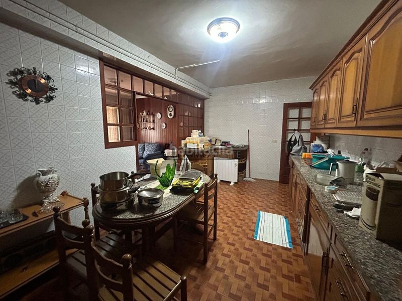 Foto f0d40a2a-6e17-47df-b348-f335567c70f1. Casa amb calefacció aparcament a san xoán de Poio Poio