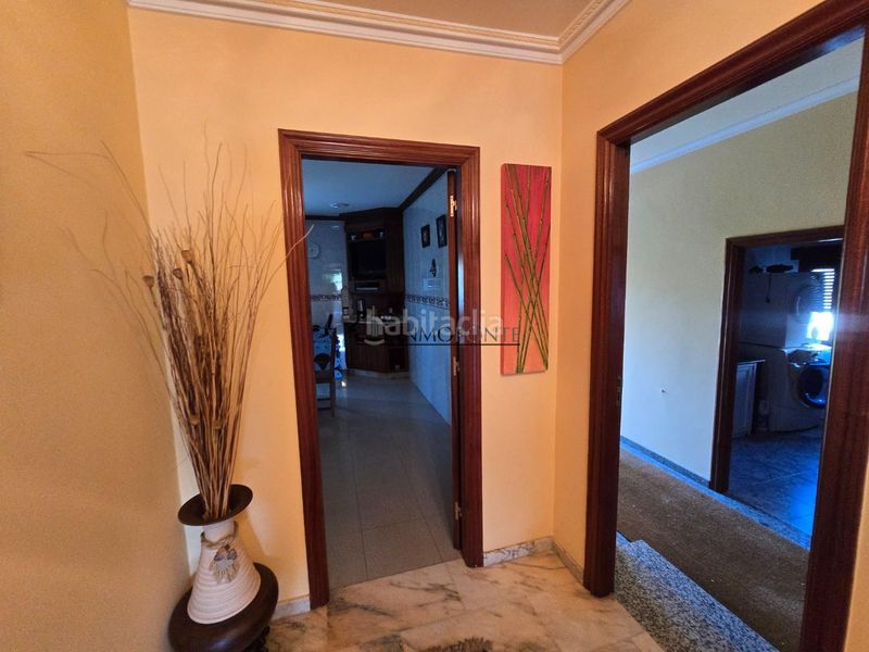 Foto 006ea6b7-6a11-4333-811b-fa40aa661284. Casa amb calefacció aparcament a Valga