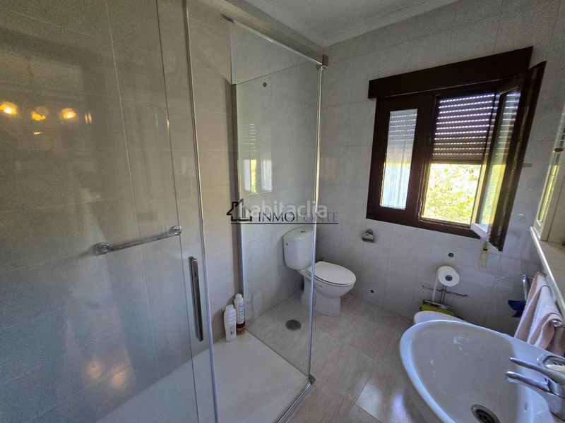Foto bb1c73b4-8789-41e7-be0f-91a316aa061d. Casa amb calefacció aparcament a Valga