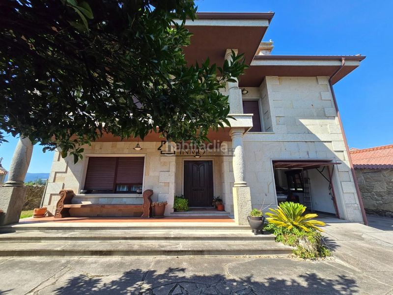 Foto c3aedc31-1f1a-4357-ab8b-8d14b20d21d1. Casa amb calefacció aparcament a Valga