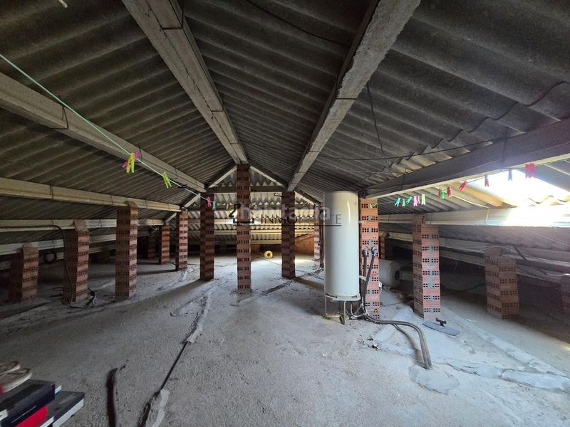 Foto e7aeb0cb-568f-41a2-928b-ce12ec19b7ff. Casa amb calefacció aparcament a Valga