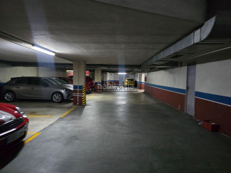 Foto b43d2e3f-14ee-4a54-b2fa-b3e1f6bbd61a. Pis amb calefacció aparcament a Zona Fernández Labreda Pontevedra