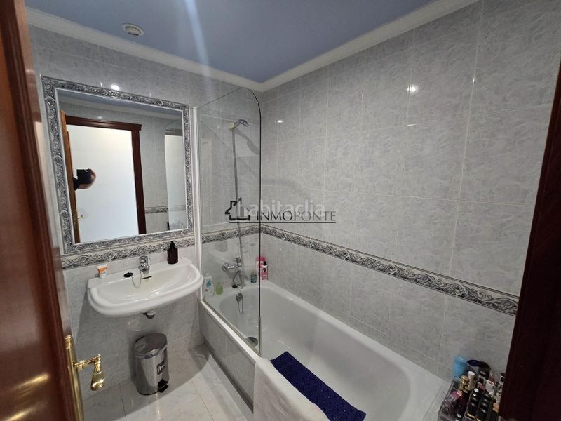 Foto db9ce28d-97ba-40ba-b9cc-f3a6efc5d472. Pis amb calefacció aparcament a Zona Fernández Labreda Pontevedra