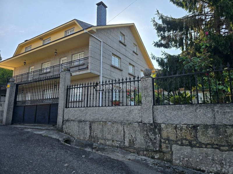 Foto 8f26ada1-998a-48db-abe7-739ba0b39d0f. Casa amb calefacció aparcament a La Seca - Los Salgueriños Pontevedra