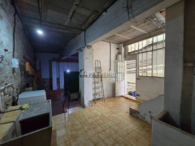 Foto 0daa22be-244d-4d72-9932-18eaffa8e0fd. Casa amb calefacció aparcament a Centro - Echegaray Pontevedra