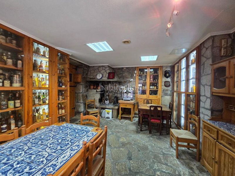 Foto 51a3b500-a41c-464a-9b30-dbb2cd4f295f. Casa amb calefacció aparcament a Centro - Echegaray Pontevedra