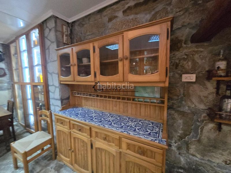 Foto 9779f662-8612-4101-ab4c-5dde6a3f3787. Casa amb calefacció aparcament a Centro - Echegaray Pontevedra