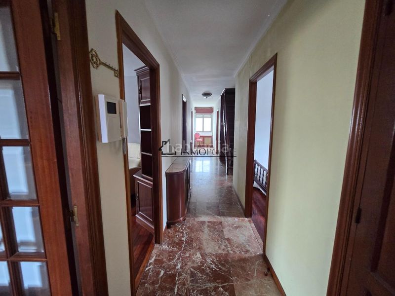 Foto a41f2949-0787-4d0f-b56e-18feb0abc9ef. Casa amb calefacció aparcament a Centro - Echegaray Pontevedra