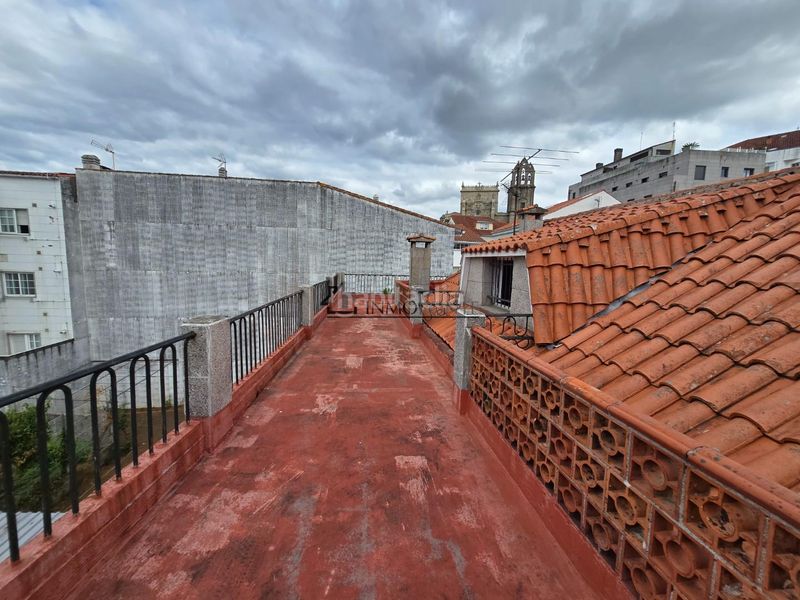 Foto fc479cac-d7a2-4c3c-a73f-a252e7f668df. Casa amb calefacció aparcament a Centro - Echegaray Pontevedra