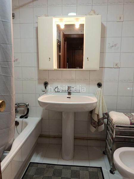 Foto 1bf06f76-4eb1-45ce-9777-2dc45978d7be. Pis amb calefacció aparcament a Zona Fernández Labreda Pontevedra