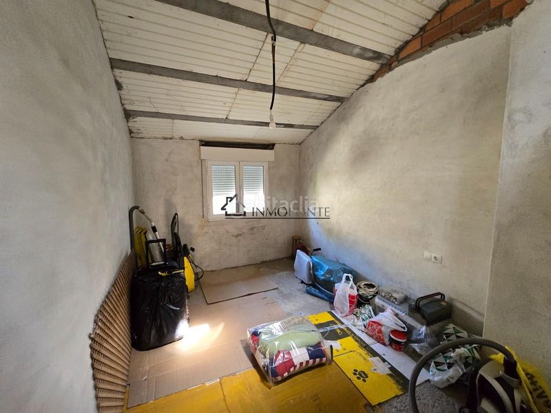 Foto 33d7a1f6-0c47-4f03-bb9d-b724024ceba0. Casa adossada a Forcarei
