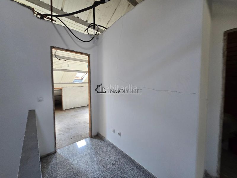 Foto d8ff5111-2b3d-47d1-8ca8-dab3127f2a3c. Casa adossada a Forcarei