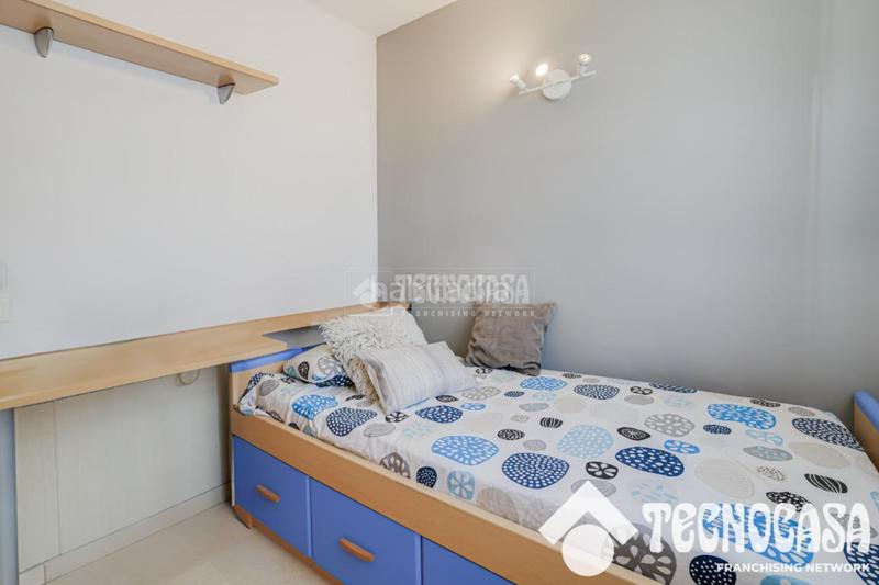 Foto 6badb7c7-91ee-4f5b-a3fe-cc3b6125c8b7. Piso  en venta en Sants Barcelona