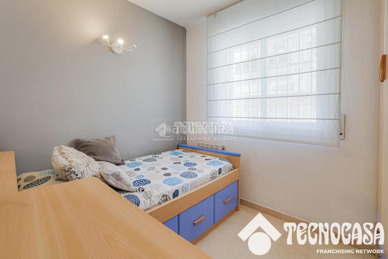 Foto 75398308-49d7-4ec5-bac3-d38962c7601f. Piso  en venta en Sants Barcelona
