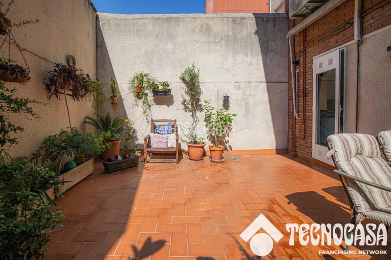 Foto 8ea5b3b4-1ed8-4399-a78a-810cb211e52f. Piso  en venta en Sants Barcelona