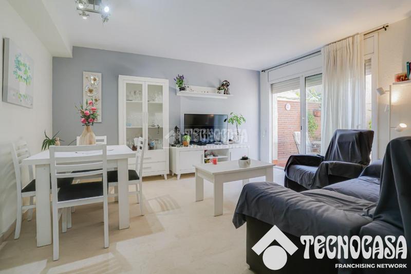 Foto 9a15cb52-8660-4b3f-a424-447ee1bf0869. Piso  en venta en Sants Barcelona