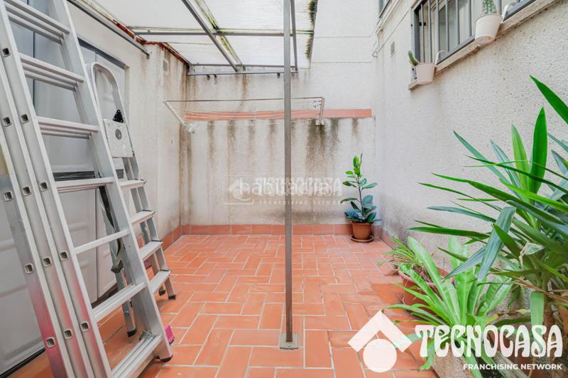 Foto a5d13915-9bc9-4ef2-8acb-e3379dbda3eb. Piso  en venta en Sants Barcelona