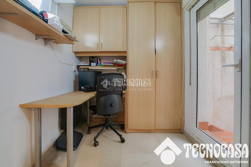 Foto bbbd88df-7eda-43e7-937d-fa28324a82ff. Piso  en venta en Sants Barcelona
