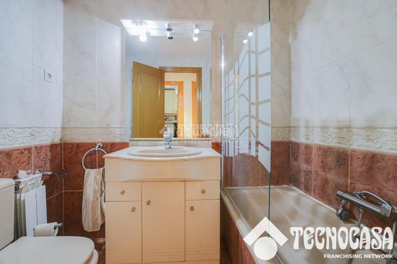 Foto ff475398-0097-4d80-be33-fd09210dcc8b. Piso  en venta en Sants Barcelona