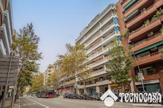 Pis a Barri de les Corts. Piso en venta en barcelona