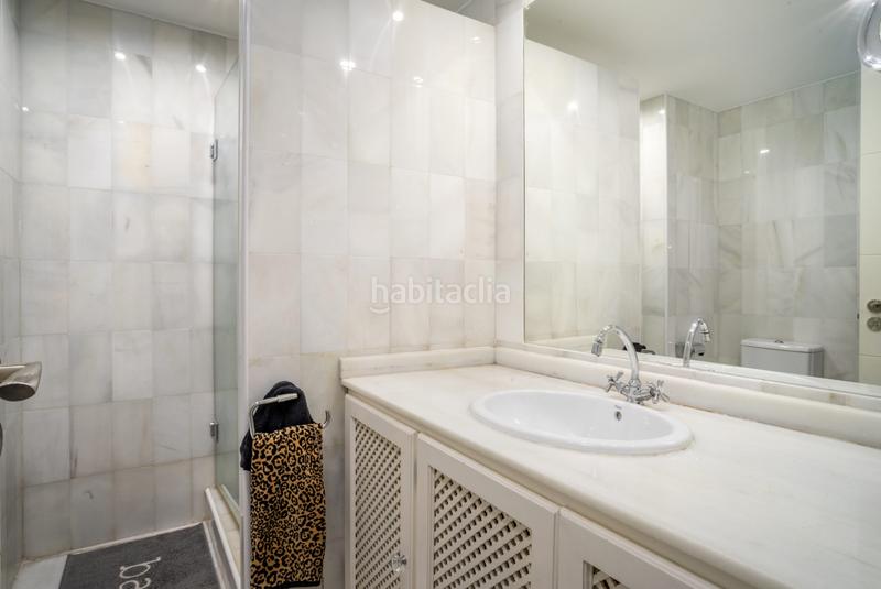 Foto 130ebb66-abca-4693-873b-e2f93a15c580. Planta baja apartamento en planta baja en venta en azahara i ubicación privilegiada y primera línea de golf en Marbella