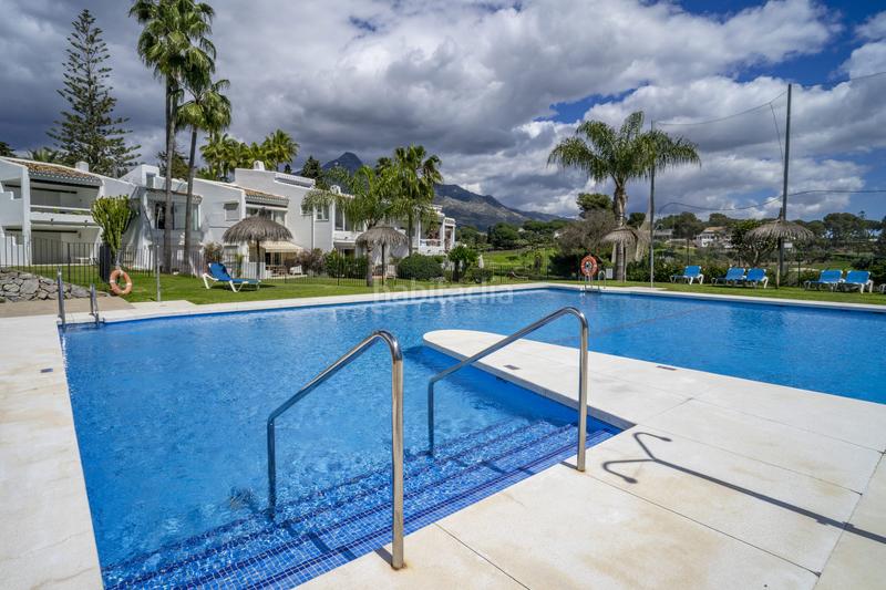Foto 70f0c1cc-169f-48ef-9aca-3ecdbc5a7ff2. Planta baja apartamento en planta baja en venta en azahara i ubicación privilegiada y primera línea de golf en Marbella
