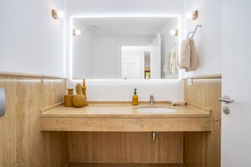 Foto e417e517-2169-4a1b-8866-df0d63ef8f37. Casa villa de lujo en urbanización prestigiosa en Marbella