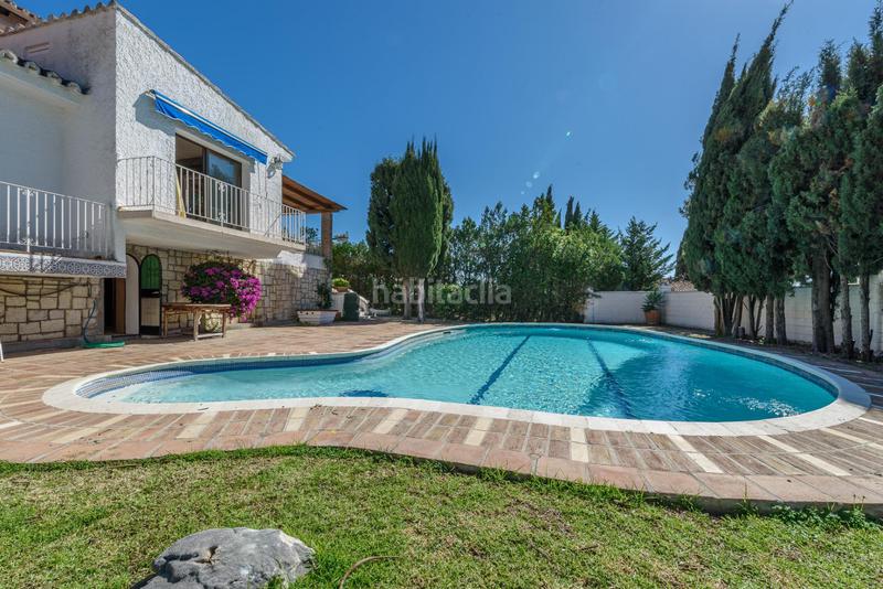 Foto 4eb1115c-e9e6-438d-8be5-55460ed91220. Casa amb aparcament piscina a Nueva Andalucía centro Marbella