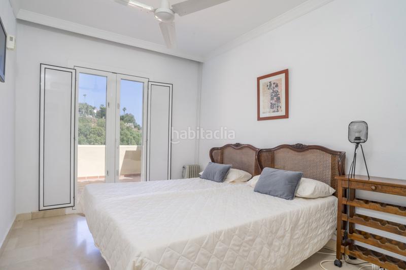Foto 9aa29de3-97c7-4700-aeea-5fe2aa417d7f. Apartamento lujoso apartamento en primera línea de golf con vistas panorámicas en La Quinta en Benahavís