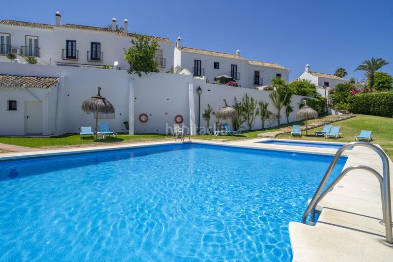 Foto 90410cca-ac05-45f9-8fd8-8b656f923ba5. Casa adosada encantadora casa adosada andaluza en el naranjal en Marbella