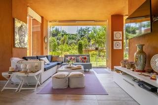Planta baixa a Los Naranjos. Impecable apartamento en planta baja de 3 dormitorios en venta