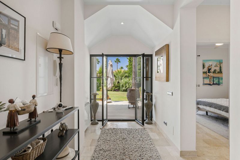 Foto 511bd406-c63b-4b3b-b508-a6b27f1ae7f1. Casa amb aparcament piscina a Los Naranjos Marbella