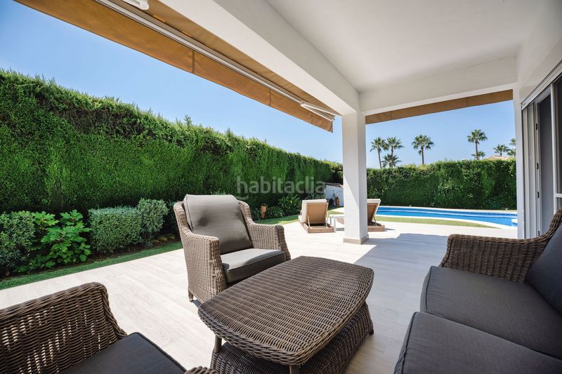 Foto 6edbb93b-8826-4609-a84d-202b48ce8c0f. Casa amb aparcament piscina a Los Naranjos Marbella