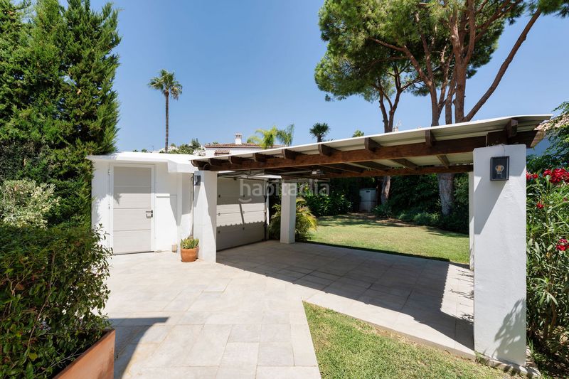 Foto fb6c25e2-0938-45d3-ba80-ef1569638d2d. Casa amb aparcament piscina a Los Naranjos Marbella