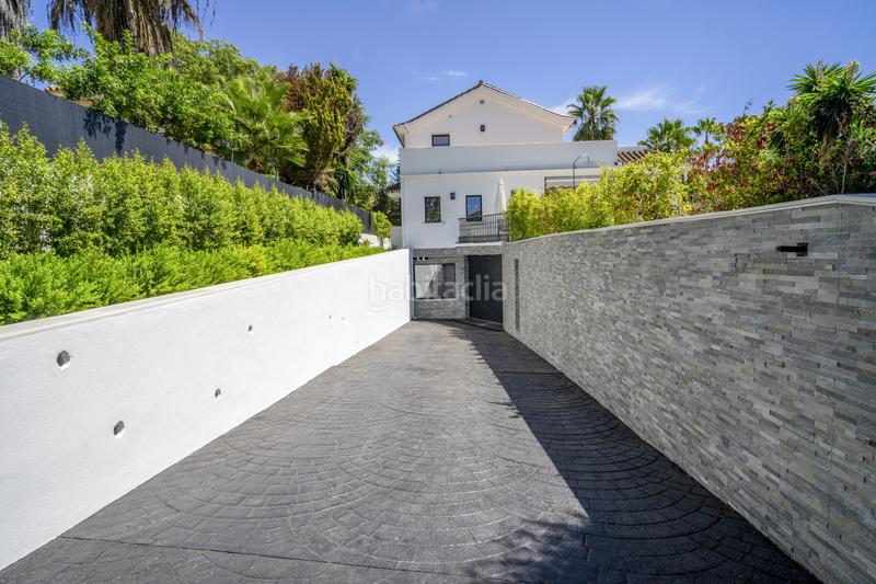 Foto 3dd44afe-e0af-4e70-afd6-2fe55f39a773. Casa villa reformada en venta en la exclusiva zona de golf valley de nueva andalucía en Marbella